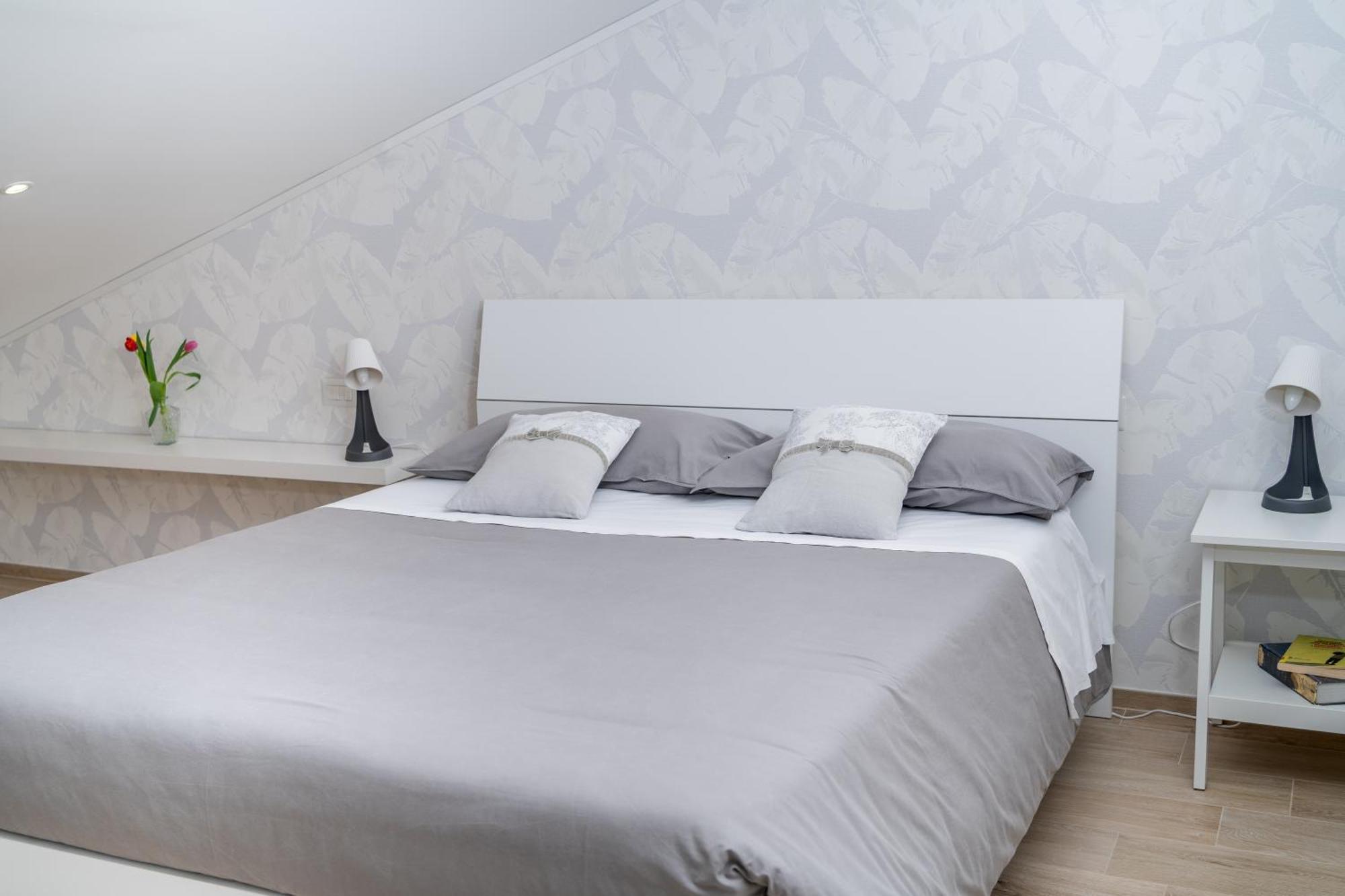 Otium Rooms / Camere E Appartamenti Morrovalle Zewnętrze zdjęcie